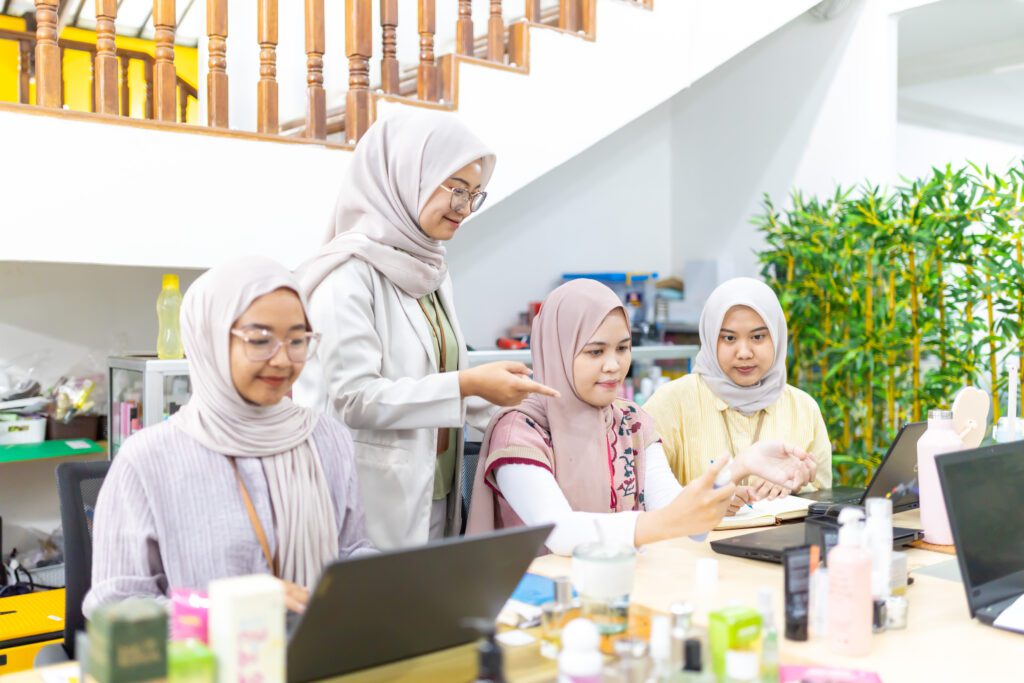 Toll Manufacturing Berkualitas Kunci Keamanan Produk Kosmetik