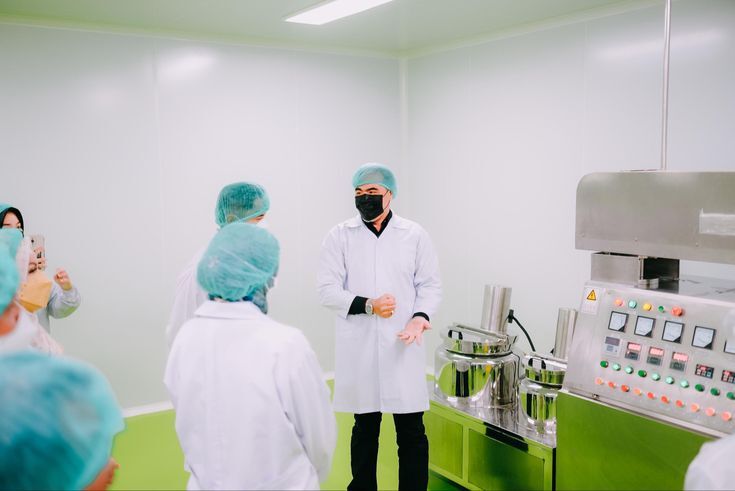 Bagaimana Pabrik Maklon Membantu UKM Hemat Biaya Produksi