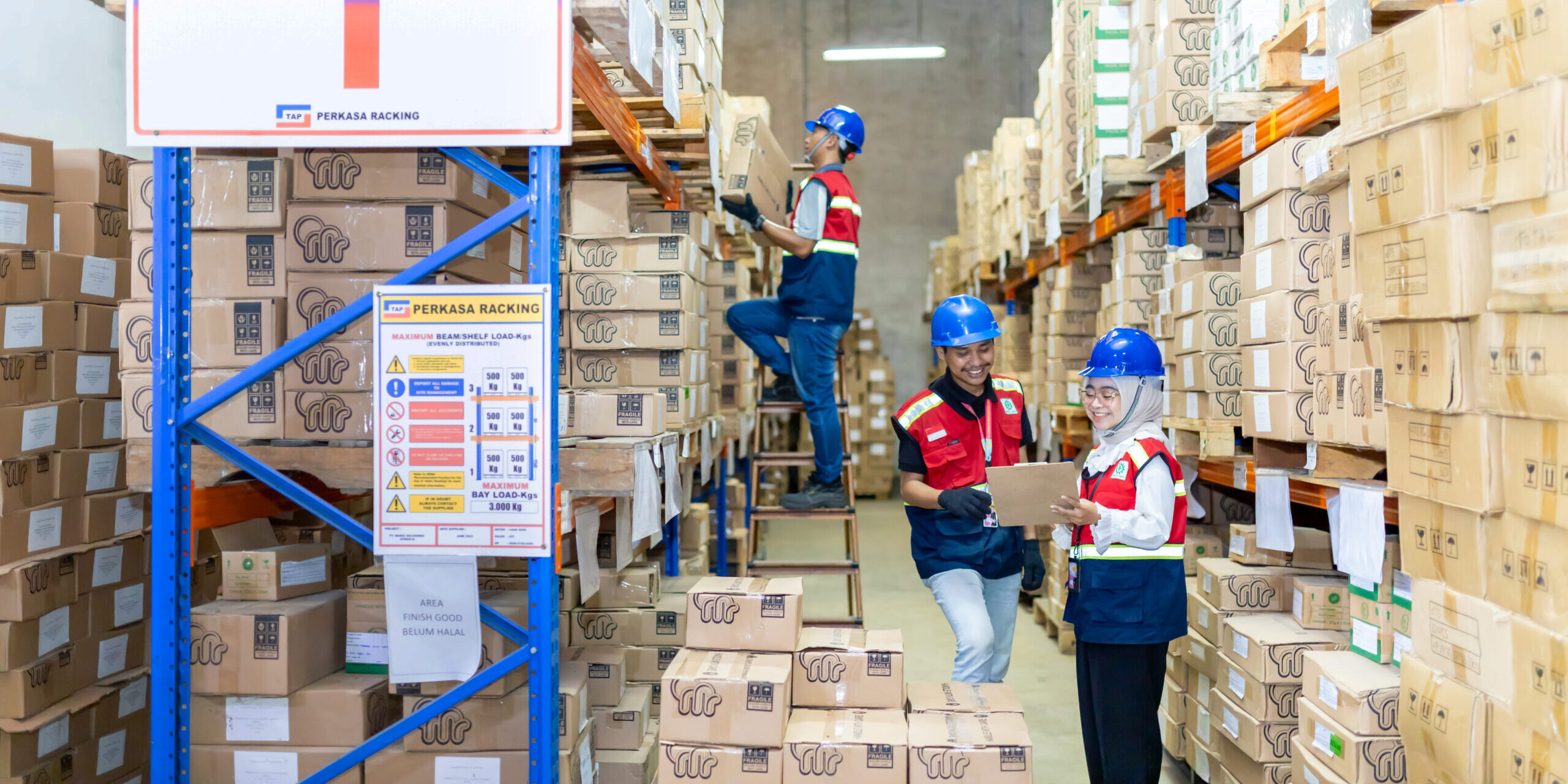 Bagaimana Toll Manufacturing Mendukung Skala Produksi Massal Kosmetik