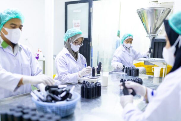 Simak Proses Perancangan Alat Produksi Kosmetik oleh Tim Toll Engineering