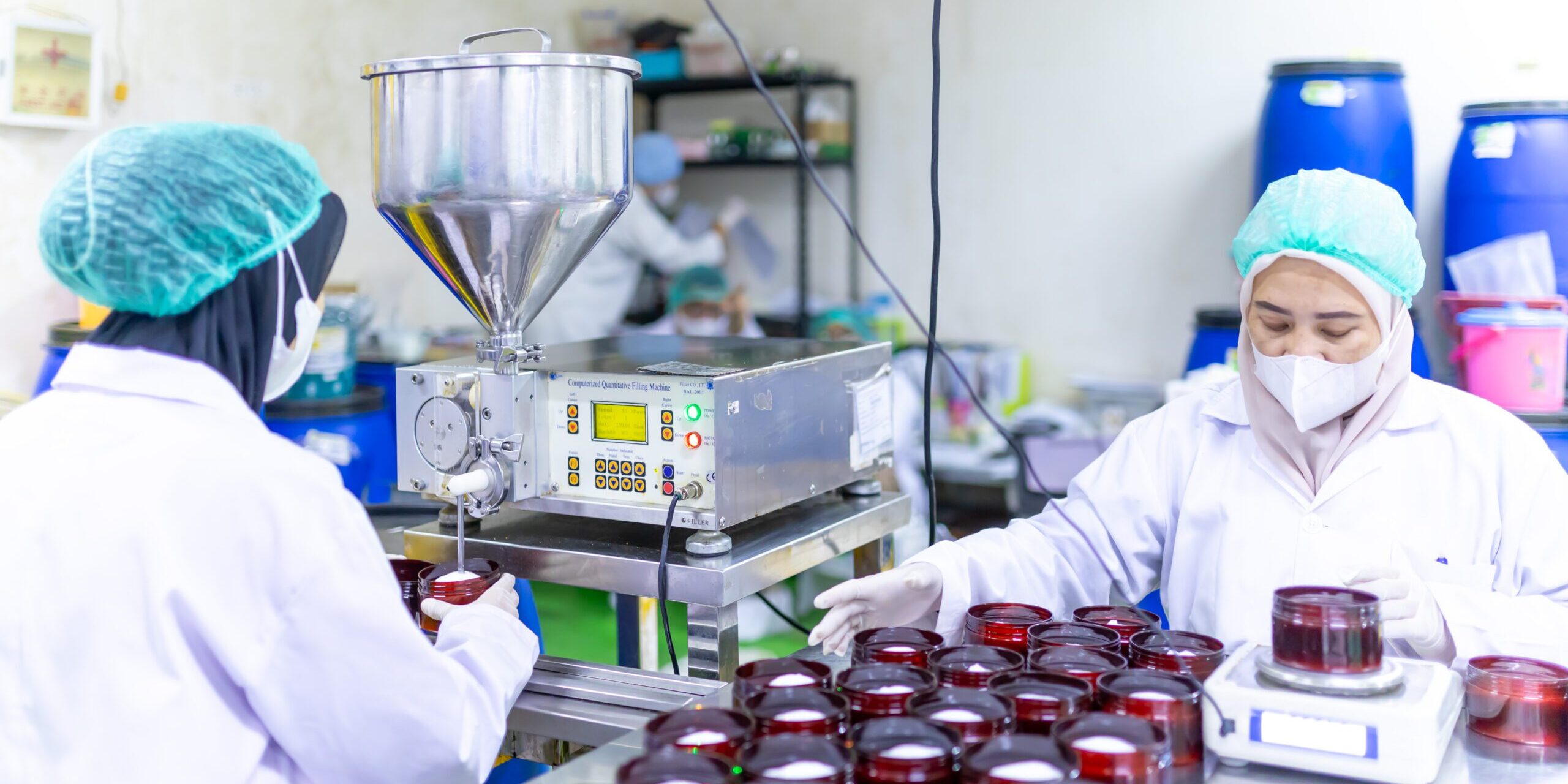 Merawat Alat Produksi Kosmetik agar Tetap Awet