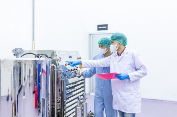 Teknologi Canggih yang Digunakan di Pabrik Kosmetik Masa Kini