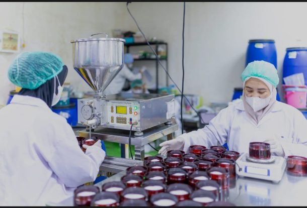 Bagaimana Pabrik Maklon Membuat Produk UKM Setara Brand Nasional