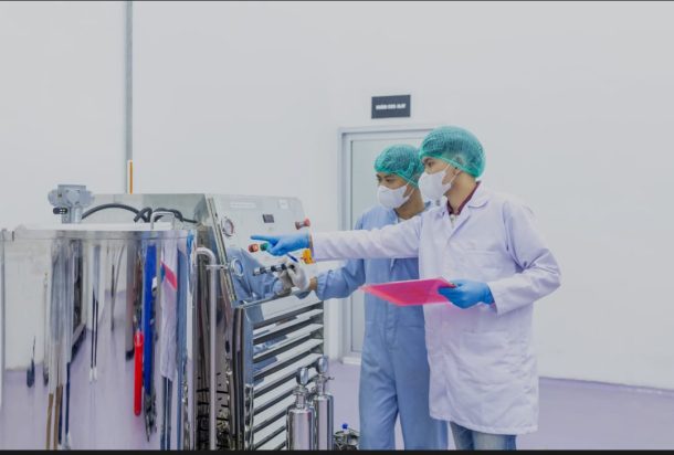 WhatsApp Image 2025-09-12 at 09.11.44 Pabrik Maklon Membantu UKM Menawarkan Produk dengan Standar Premium