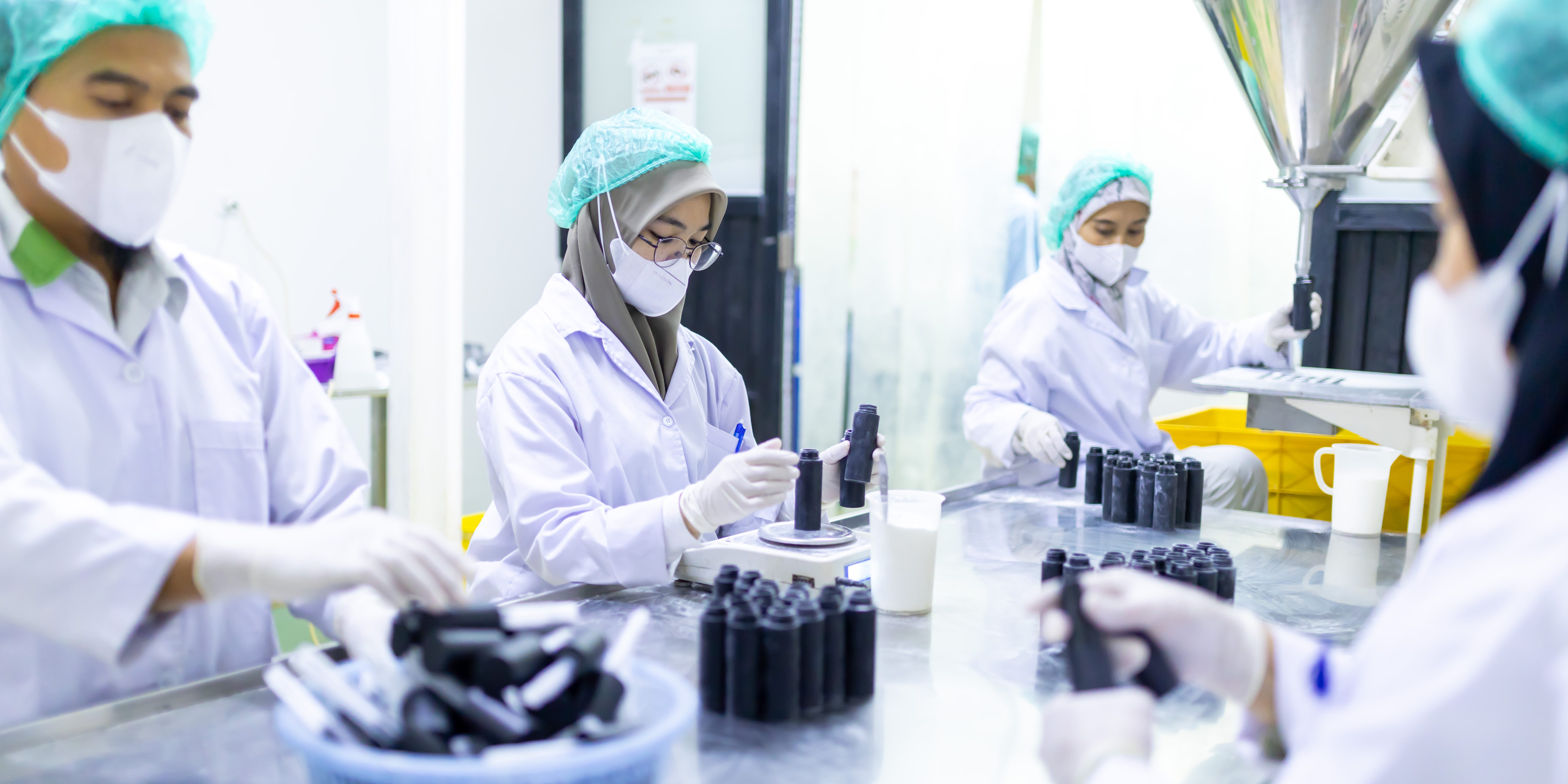 Maklon Skincare Halal untuk Produk Kosmetik Muslim Friendly