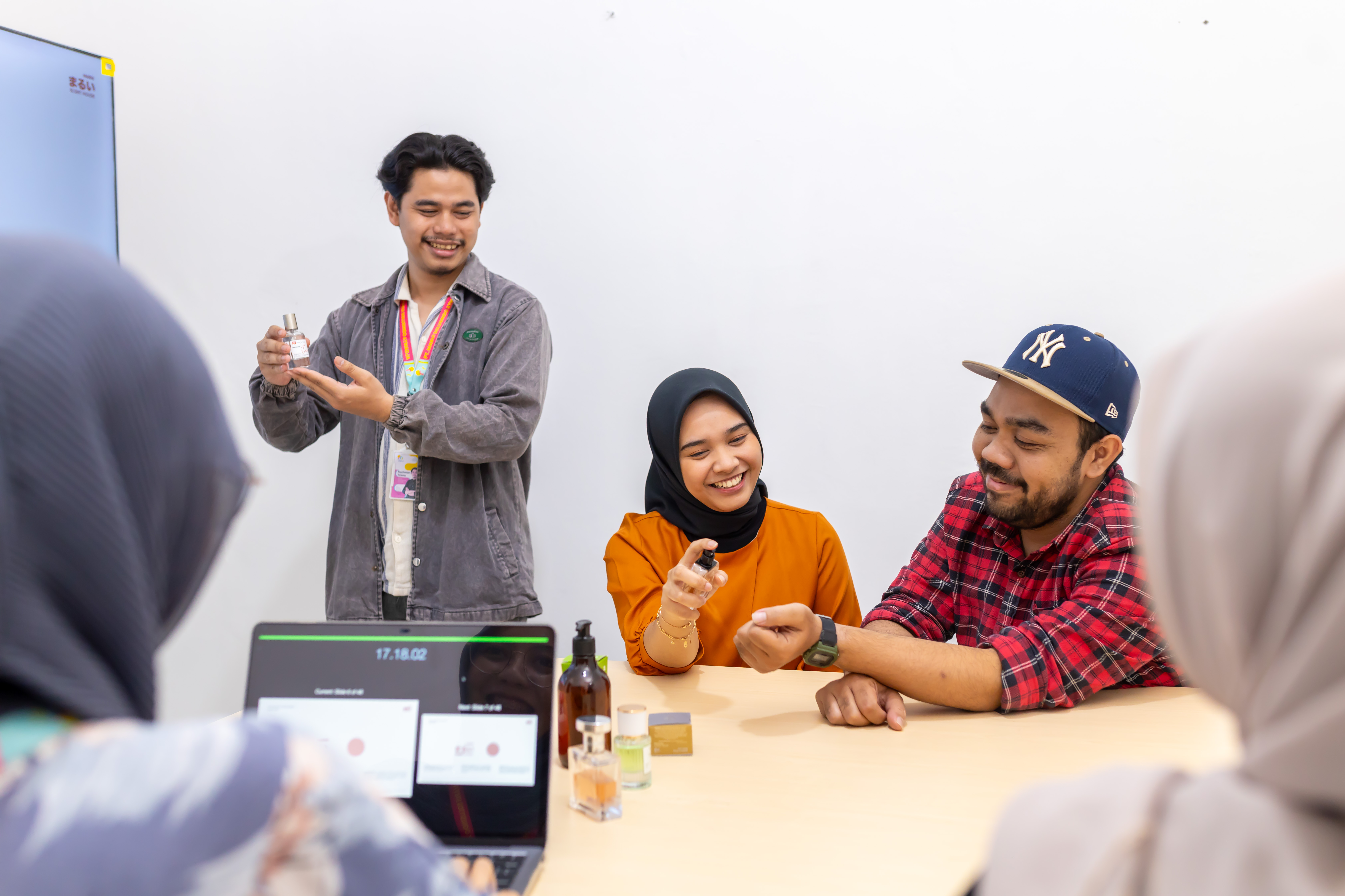 Perusahaan Maklon Skincare Nasional dengan Standar Internasional Terbaik